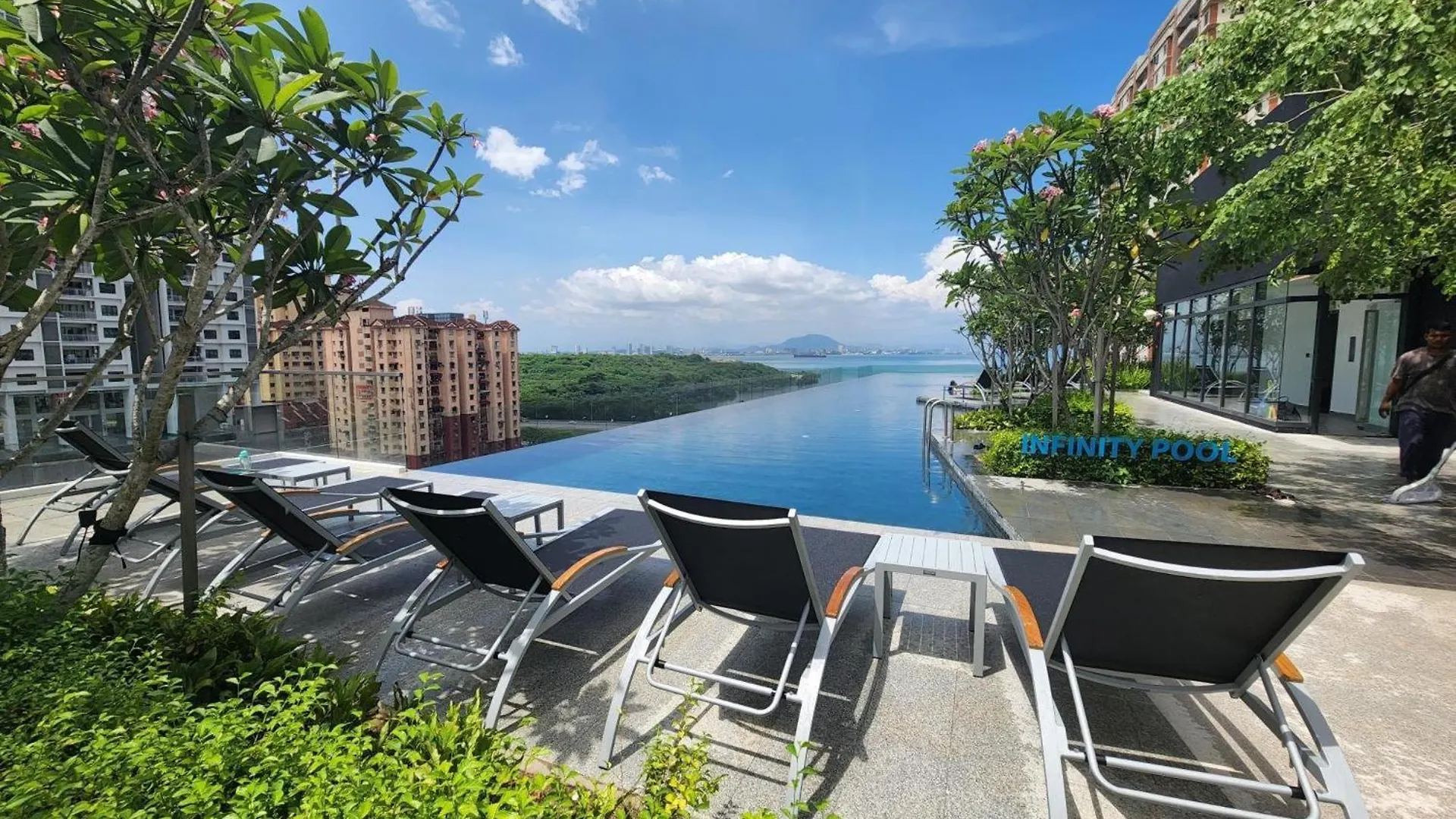 דירה Jelutong Urban Suites - Family Suite